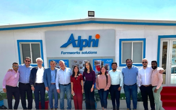 Alphi-Commercial-Team